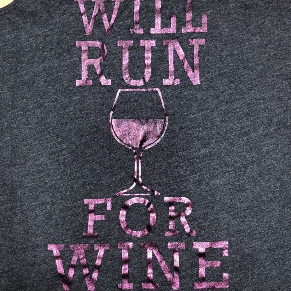 Chin Up Apparel “Will Run For Wine” 🍷Large - Picture 4 of 5